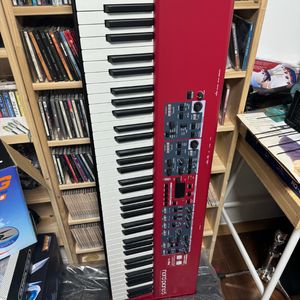Nord Piano 5 73 디지털 피아노