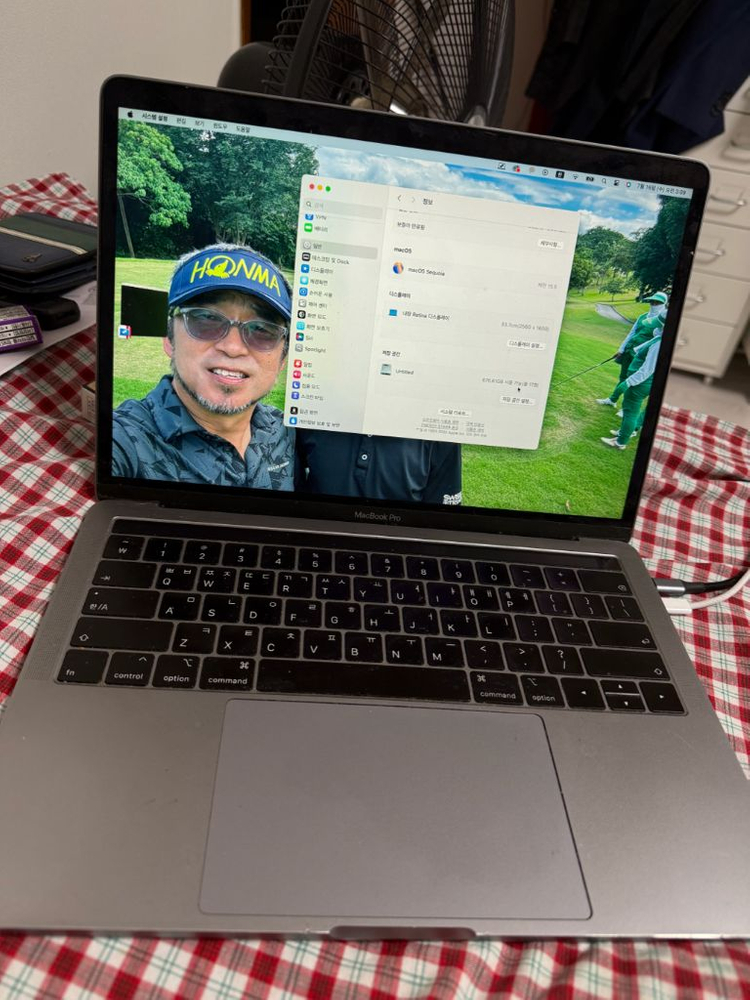 맥북프로 13인치 2018 16GB 1TB 이미지