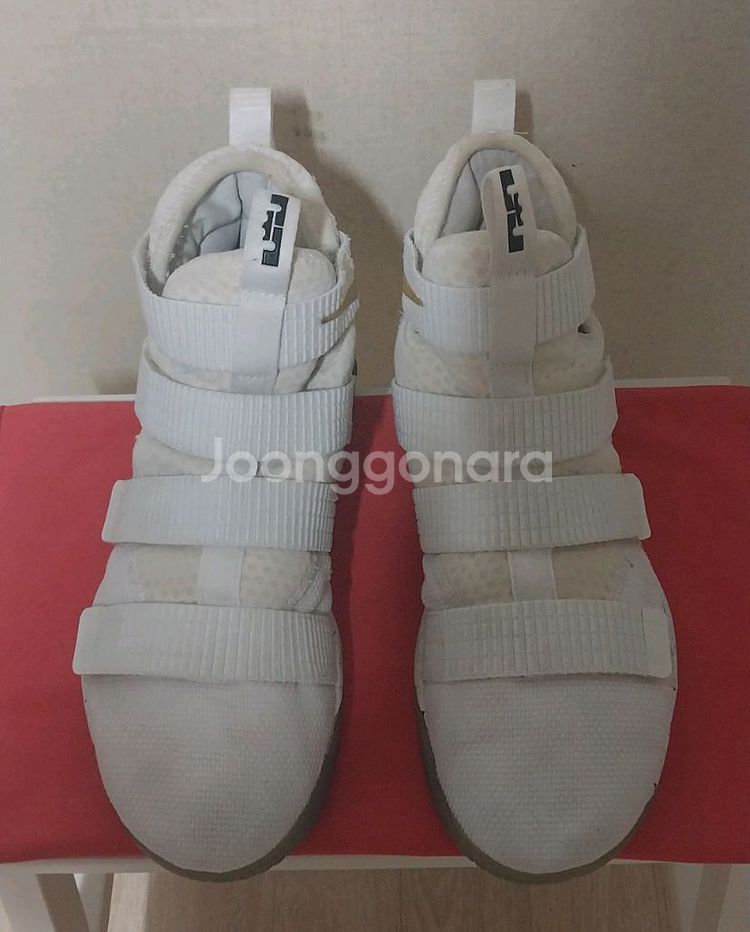 (중고)나이키 르브론솔져 11 팝니다.(285)--2