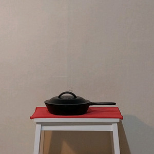 (중고)롯지 무쇠프라이팬 팝니다(8인치)