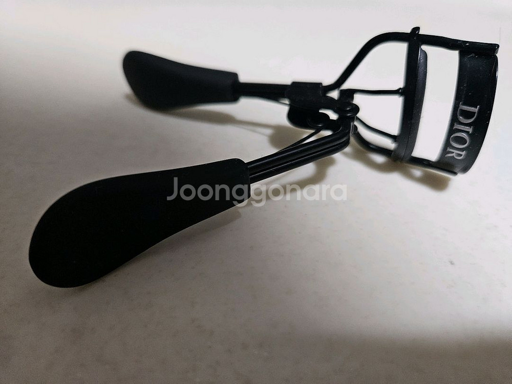 디올 백스테이지 뷰러--3