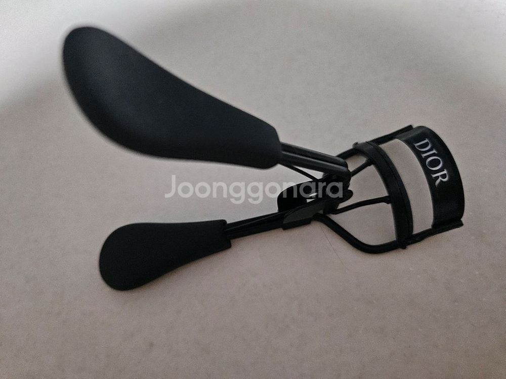 디올 백스테이지 뷰러--0