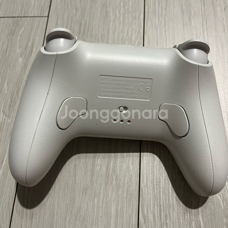 8bitdo ultimate 컨트롤러 팝니다.--1