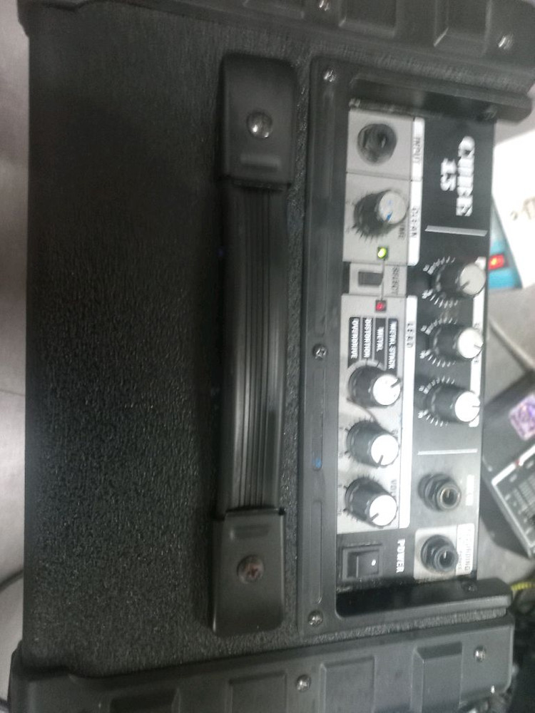 로랜드 큐브 15앰프 이미지