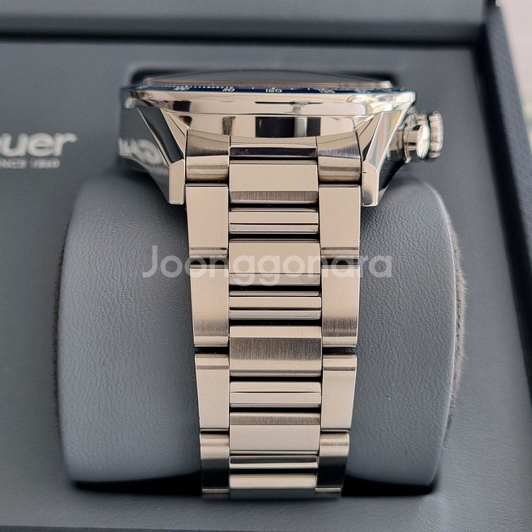 태그호이어 까레라 칼리버16 데이데이트 43mm--1