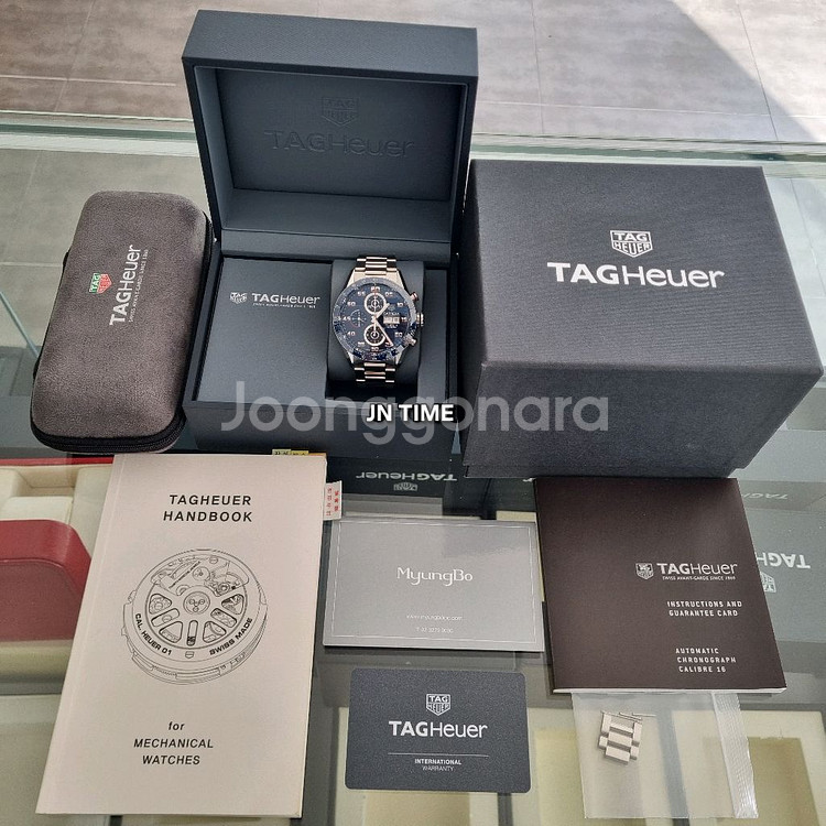 태그호이어 까레라 칼리버16 데이데이트 43mm--8