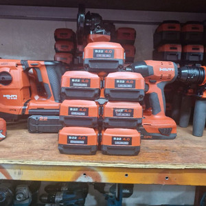 [HILTI]힐티배터리B22 4.0AH 신형깔끔한중고