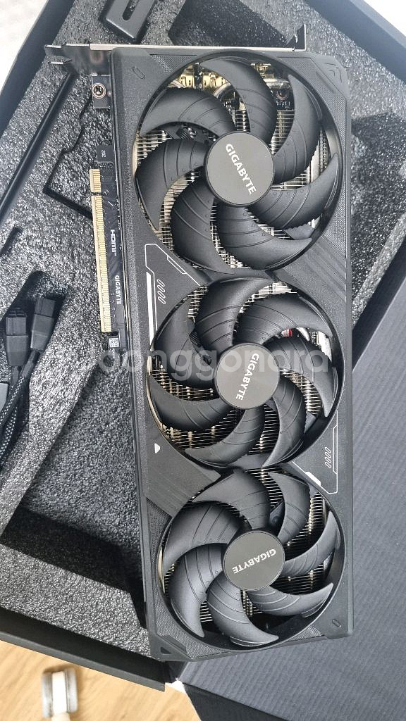 5070ti 윈드포스 팝니다--2