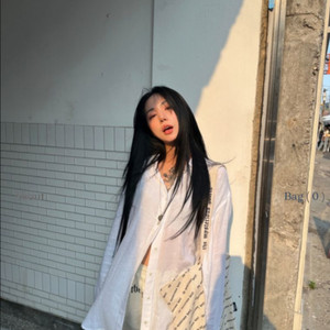 더미스테리어스호텔 썸머셔츠 화이트