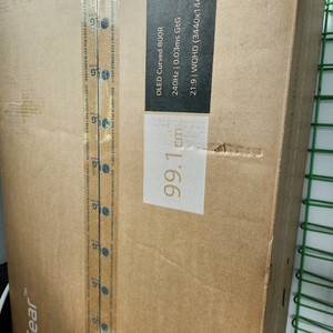 LG 39GS95QE