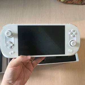 UMPC 아야네오2 6800U 16G 1TB