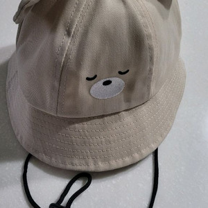 아기 곰돌이 모자 (일주일전에 구입만하고 미사용)