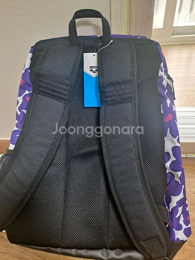 새상품 25년 출시 아레나 수영가방 오리발수납--3