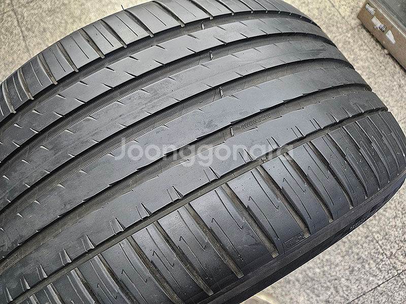 미쉐린 파일럿스포츠4 SUV 315-35-21 런플렛--1