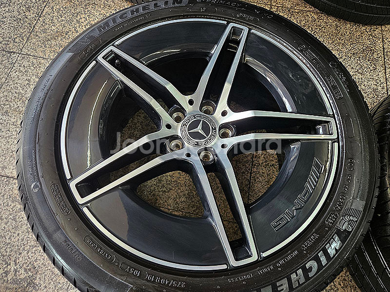 벤츠 W214 신형 E300 AMG 19인치 정품--3