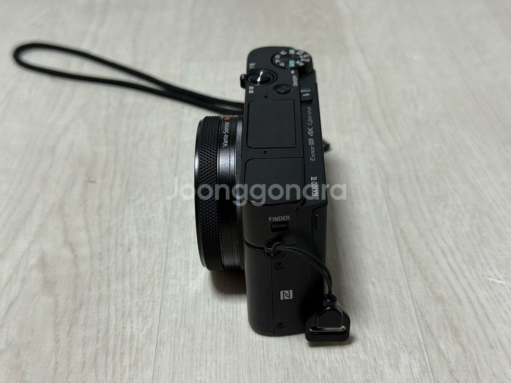 소니 rx100m6 카메라--2
