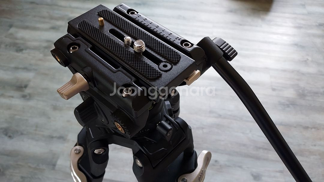 스몰리그 AD-80(SR4163) 영상 삼각대--3