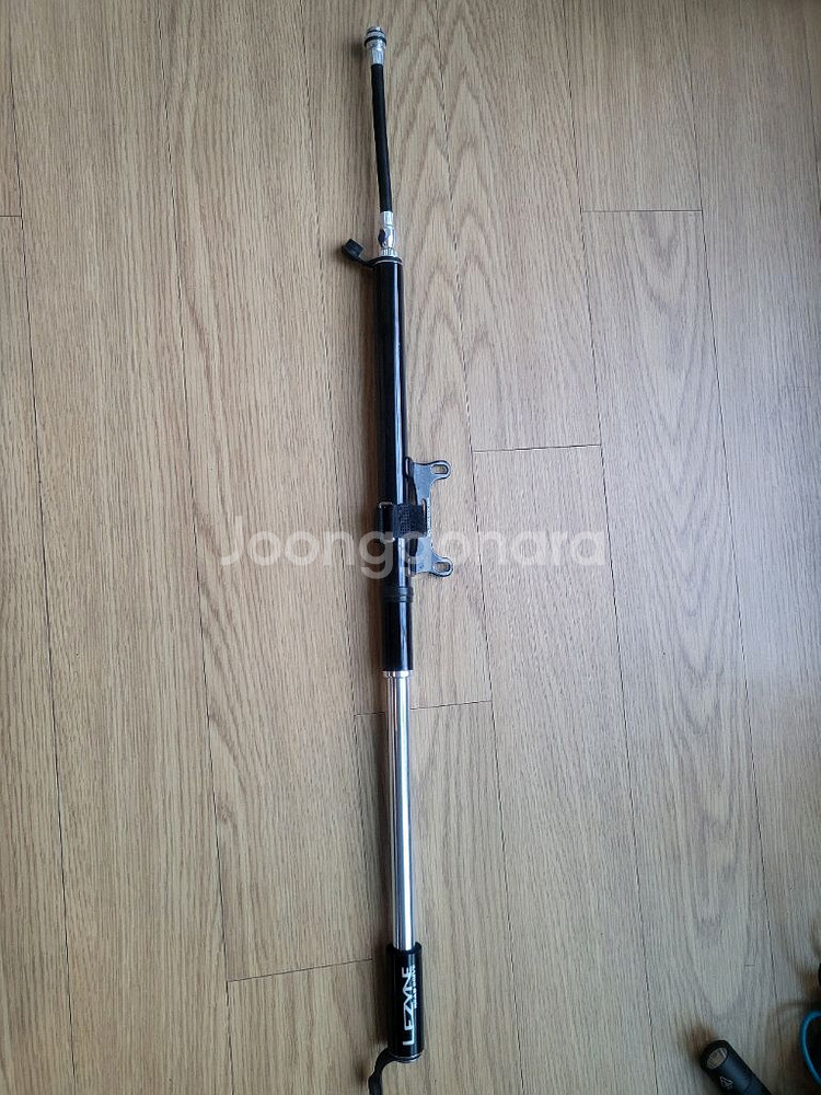 리자인 로드드라이브 미니펌프 최대160psi 흰색--2