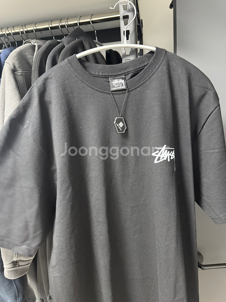 스투시 체리 반팔티 블랙 L XL 팝니다--0
