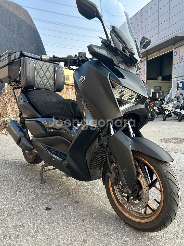 야마하 xmax300 24년형4만 저렴하게 판매합니다.--0