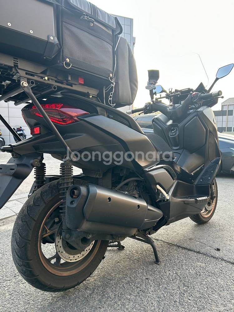 야마하 xmax300 24년형4만 저렴하게 판매합니다.--1