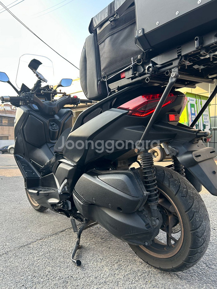야마하 xmax300 24년형4만 저렴하게 판매합니다.--6