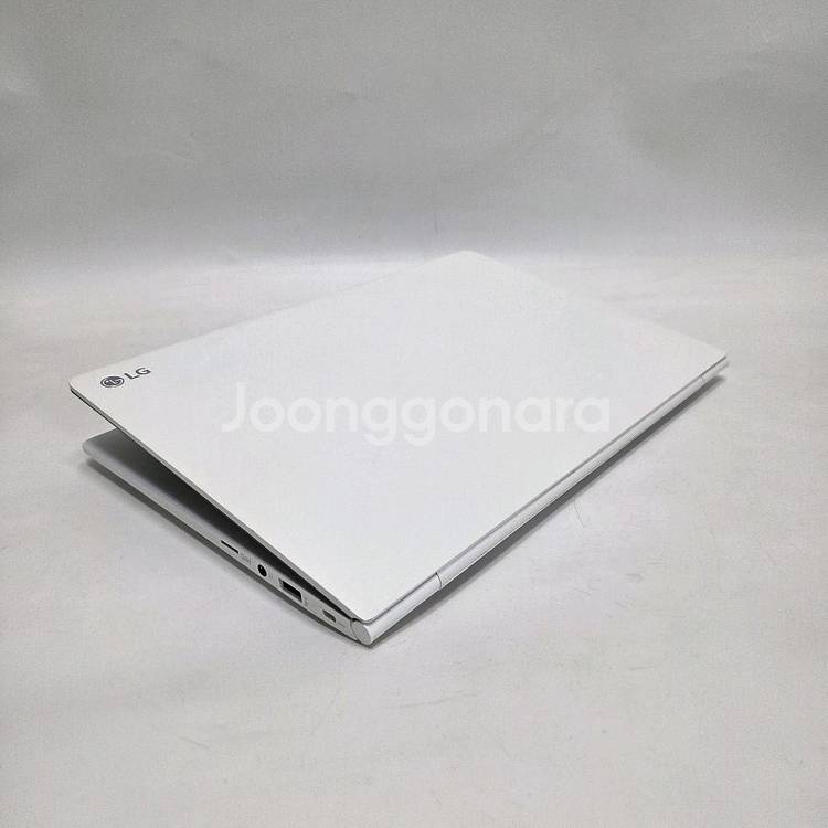 J엘지 중고 노트북 i5 그램 gram 화이트/940g--0