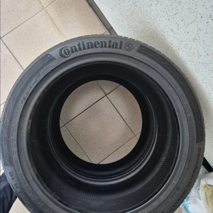 콘티넨탈 255/40R19 새 타이어