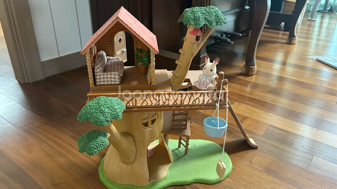 실바니안 패밀리 나무 하우스--0