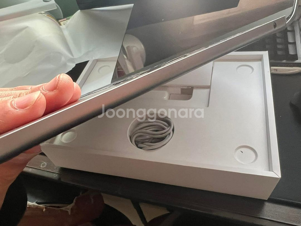 Apple 맥북 에어 스페이스그레이 • M2 8코어 •--4