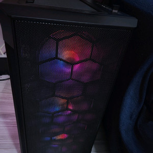 13700KF 4070TI 게이밍 컴퓨터