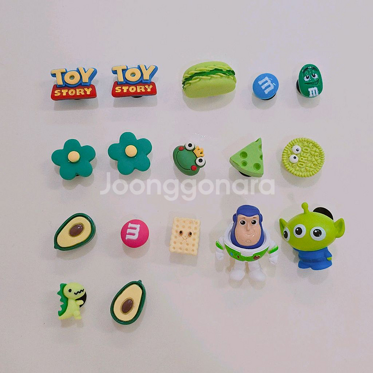 크록스 토이스토리 mnm 지비츠 17개 일괄--0