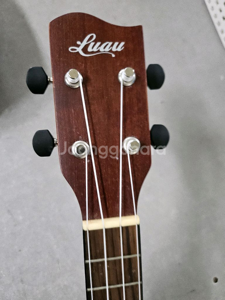 루아우 우쿨렐레 LU-10C 6만--4