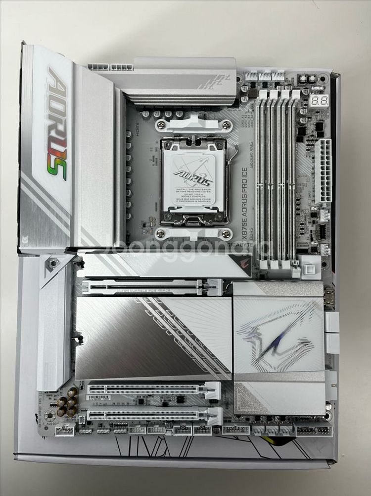 기가바이트 X870E AORUS PRO 메인보드--0