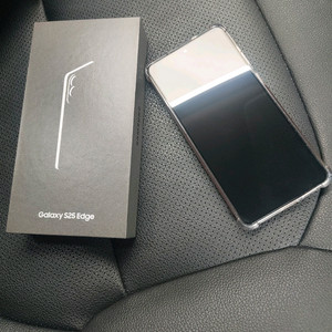 갤럭시S25 엣지 256GB 티타늄 제트블랙 팝니다