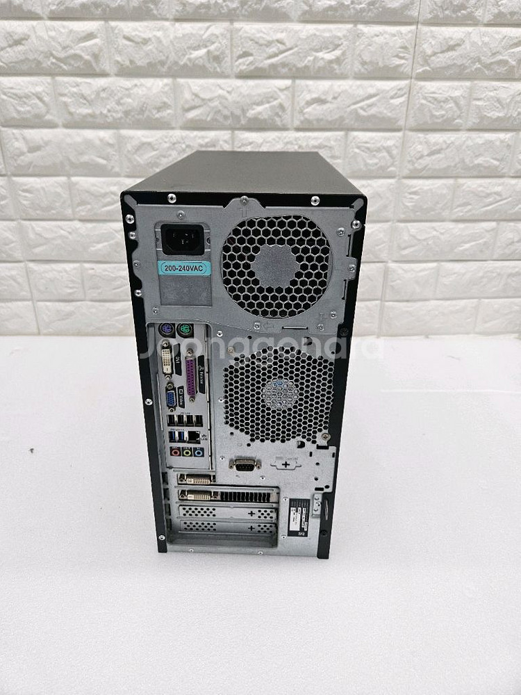 삼성 컴퓨터 본체 i5-6400 입니다--3