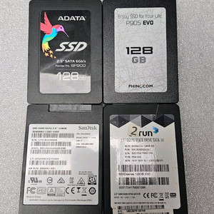 SSD 하드 128기가 4개 입니다