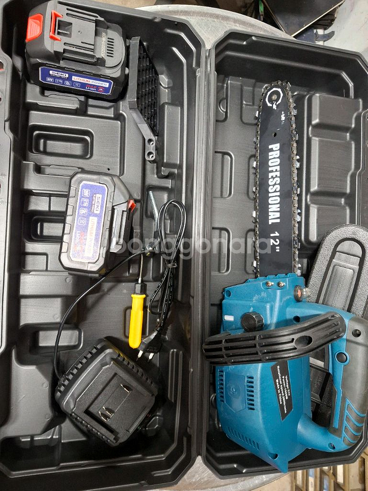 12인치 충전체인톱--1