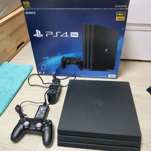 PS4 프로 1테라 박스풀셋 팝니다.