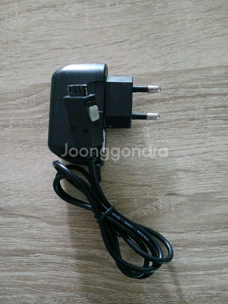폴더폰용 20핀 충전기및 삼성 30핀,아이폰 30핀--0