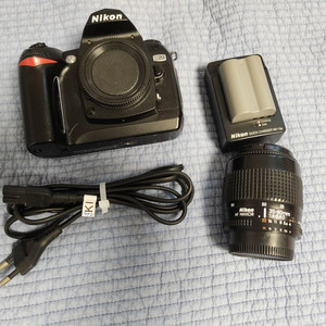 니콘 D70 카메라