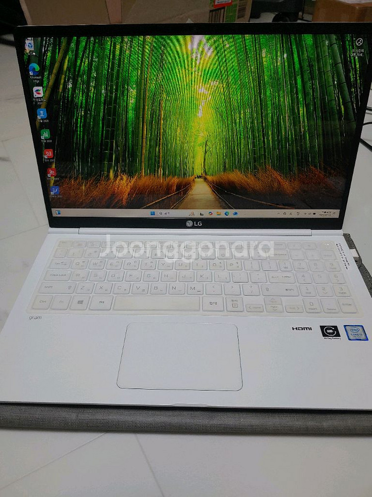 고사양 LG그램 노트북(15.6인치 20램 640SSD--0