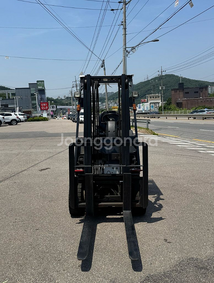 닛산 좌식 전동지게차 1.5톤 2단 3M 640만원--3