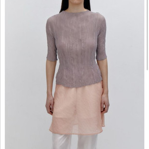 파르벵 pleated blouse (퍼플브라운)