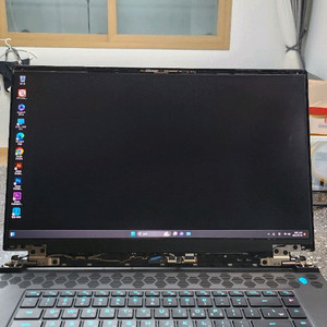 LG 17.3인치 부품용 노트북 액정 팝니다