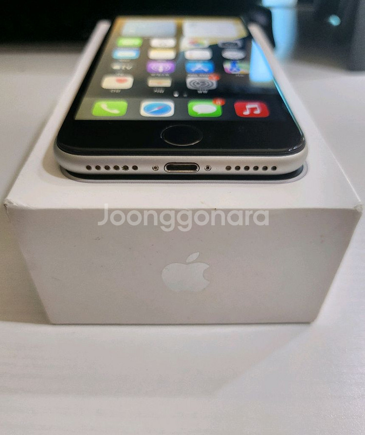 아이폰 SE2 256GB 화이트 배터리[100%]--4