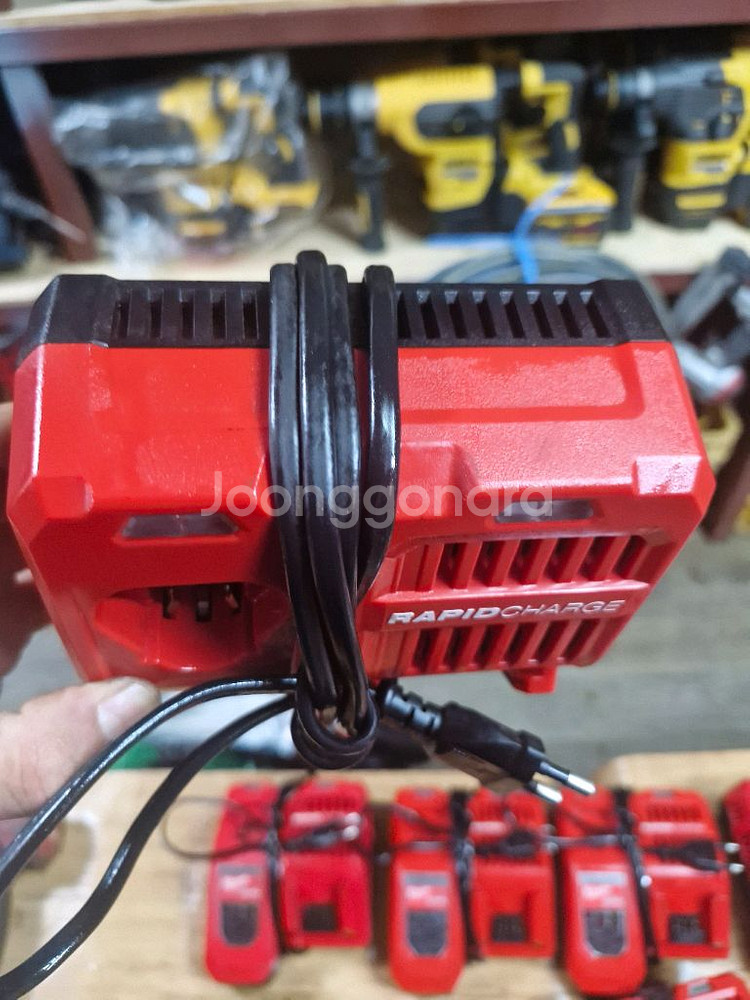 [정품]밀워키충전기M12-18C 개당가격 M12-18F--7
