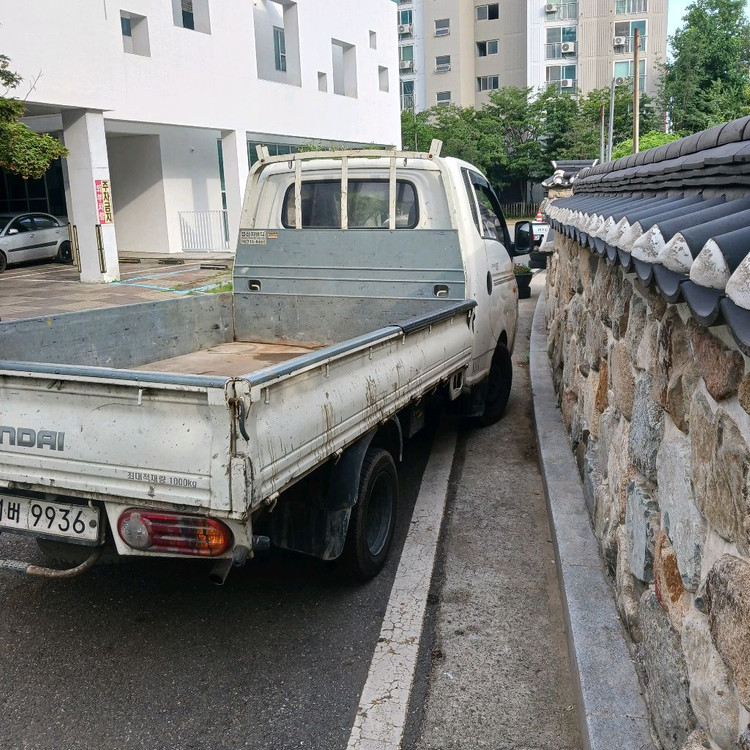 1톤화물차 이미지