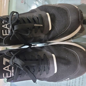 엠포리오 아르마니 ea7 운동화