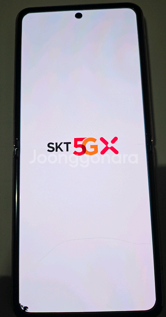 z플립 5g 팝니다(상단커버 자가수리 완료)--4